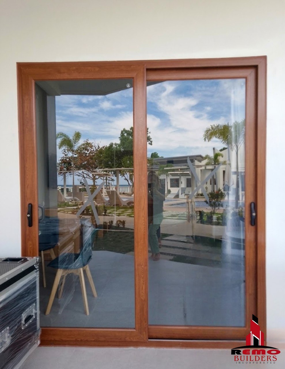 High end UPVC Golden Oak Sliding Door with 10MM Tempered Clear Glass