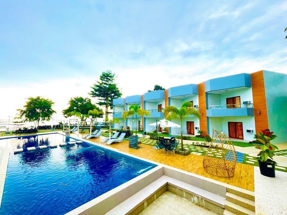 Crown of the Orient Beach Resort